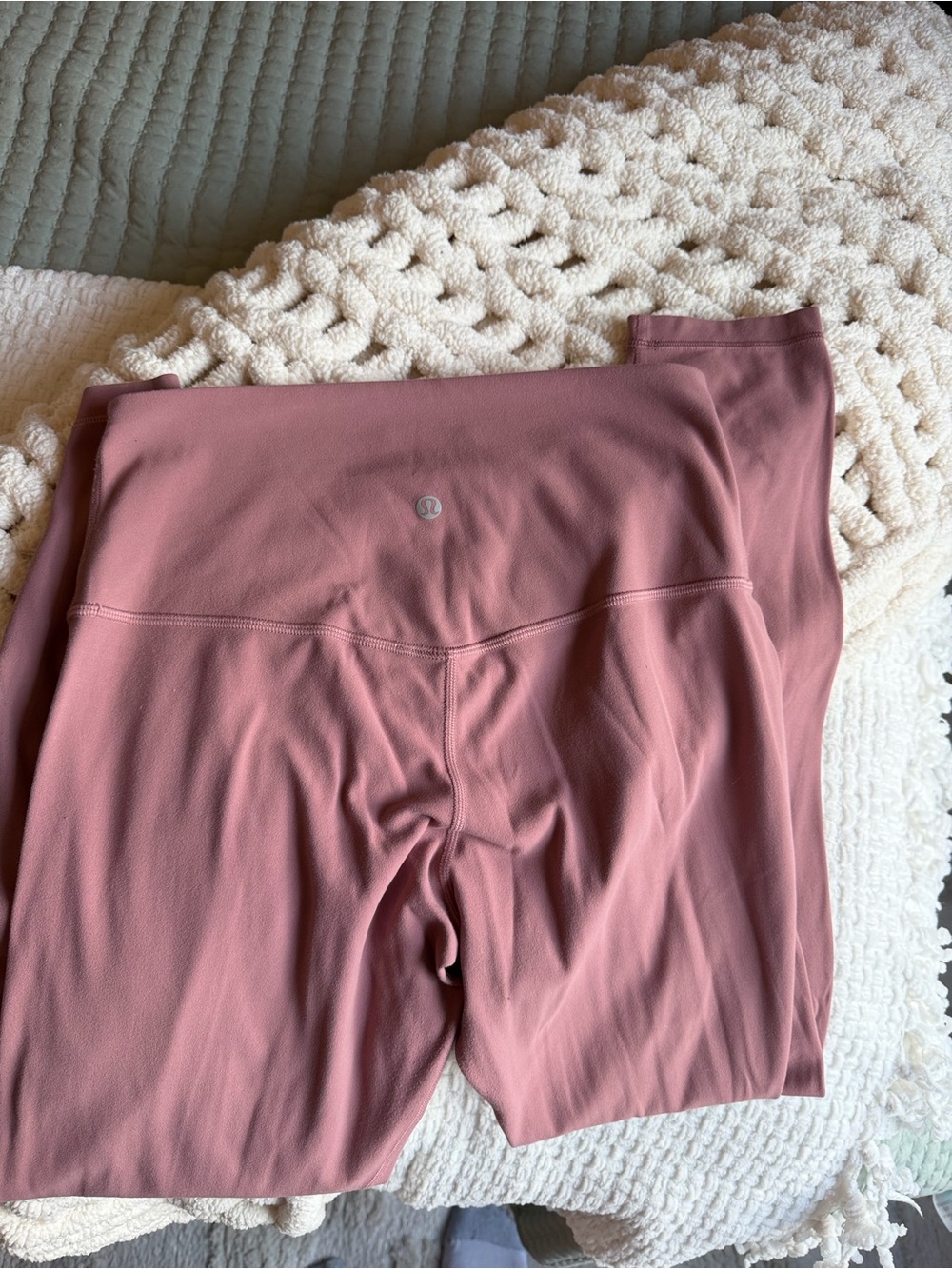 lululemon athletica Dusty Rose High-Rise Align Leggings
